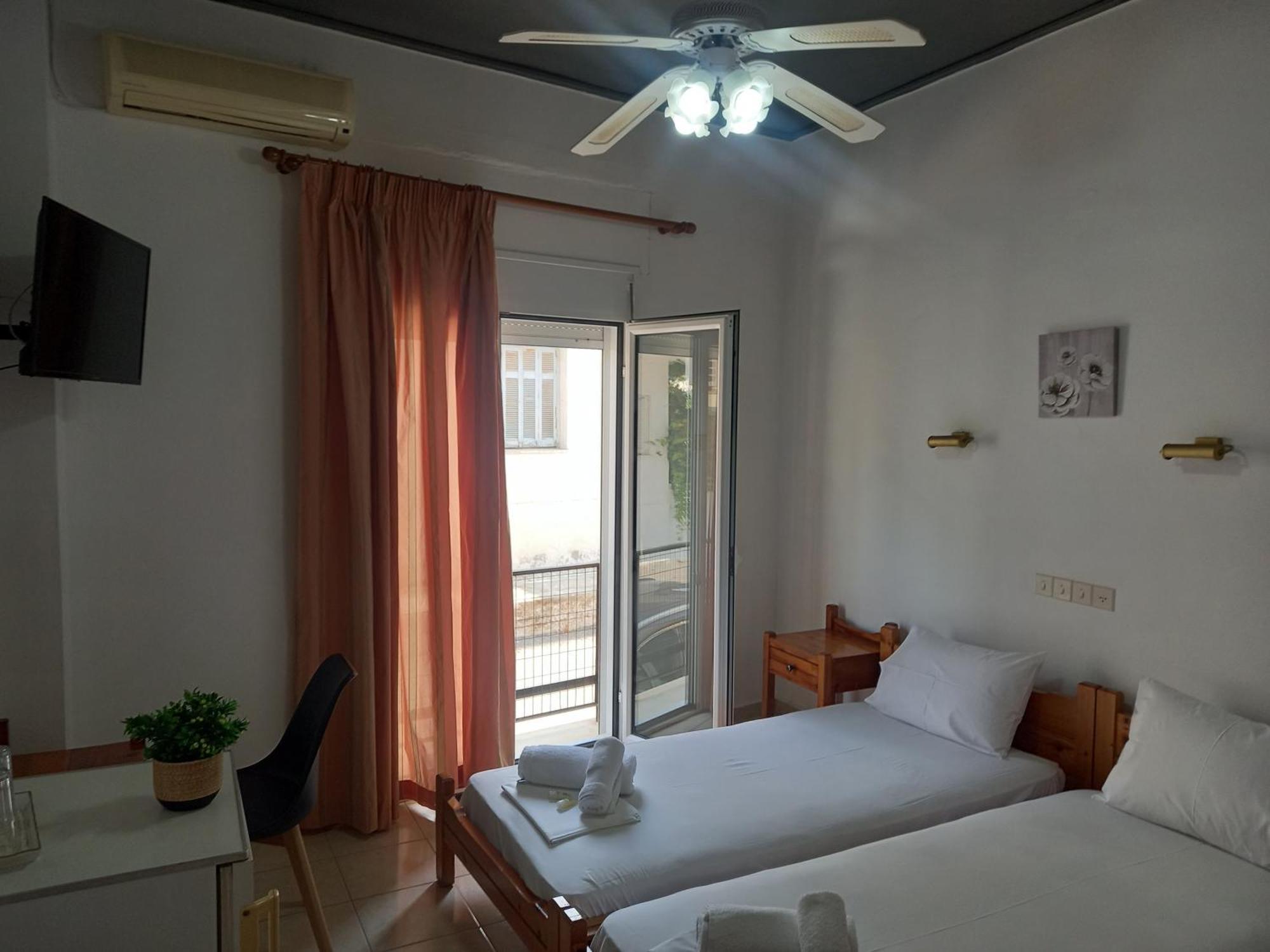 Hotel Tainaro Loutra Edipsou  Exterior photo